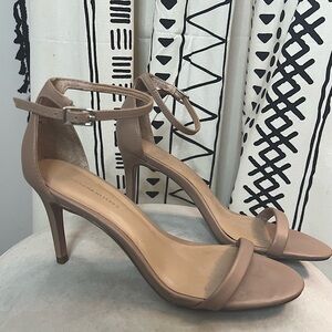 Banana Republic 👡 Bare Ankle Strap High Heel Sandle